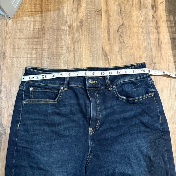 Denver Hayes Indigo Jean Shorts - Picture 7 of 7